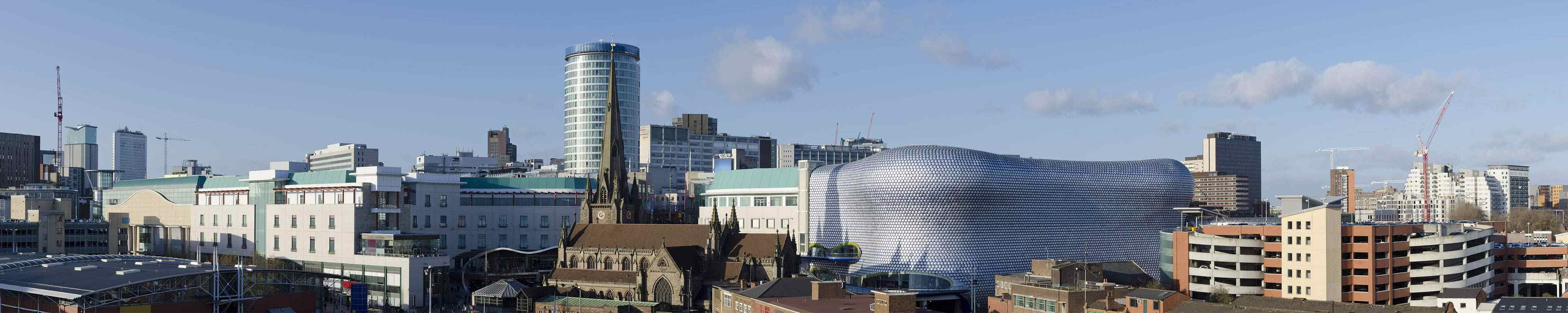 Skyline over Birmingham showing the Bull Ring shopping centre 